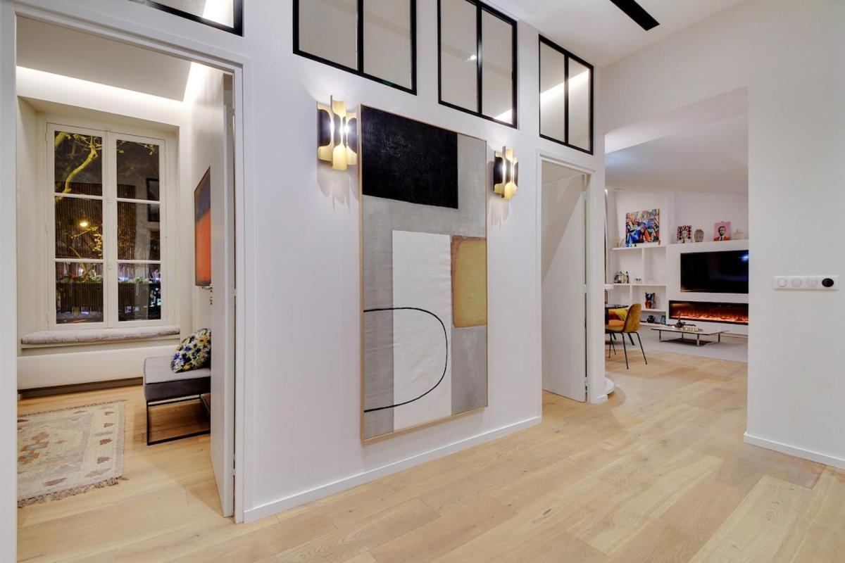 Saint Andre Des Arts Heart Of Design Apartment Paris